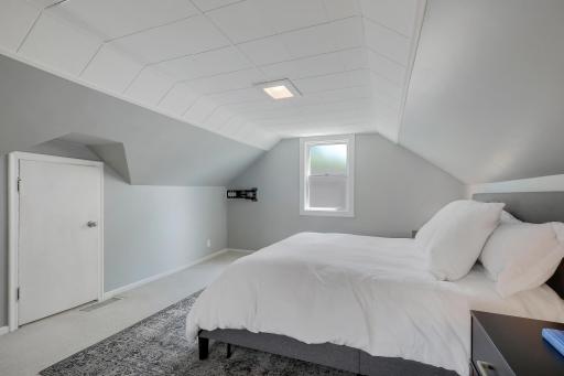 Saint Louis Park, MN 55416