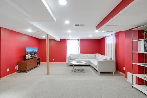 Saint Louis Park, MN 55416