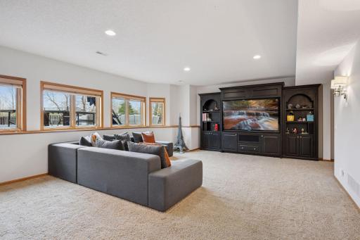 330 Lythrum Lane, Medina, MN 55340