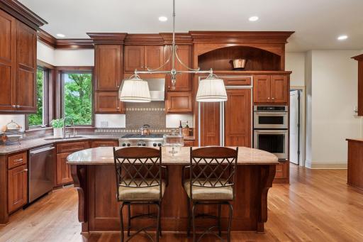 2845 Providence Place, Maple Plain, MN 55359