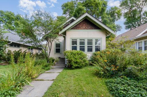 3221 32nd Avenue S, Minneapolis, MN 55406
