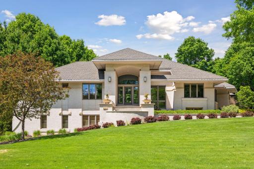 6420 Thornberry Curve, Excelsior, MN 55331