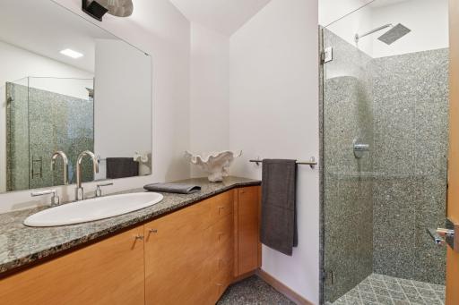 6420 Thornberry Curve, Excelsior, MN 55331