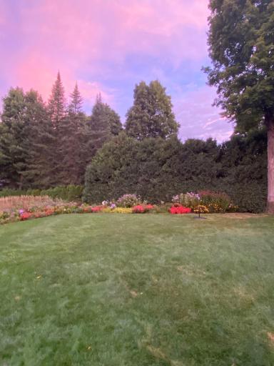 Wecome to your backyard paradise where you can relax and enjoy the beauty of vibrant landscapes