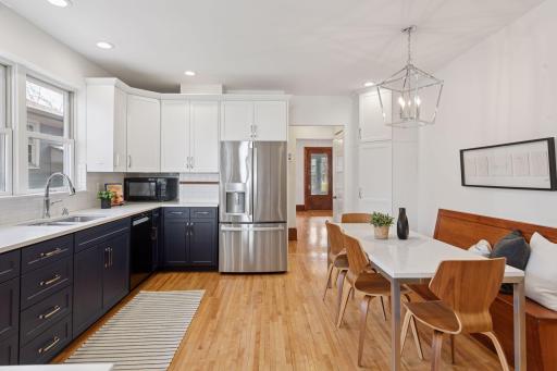 2820 Irving Avenue S, Minneapolis, MN 55408
