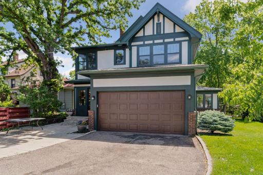 2820 Irving Avenue S, Minneapolis, MN 55408
