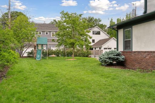 2820 Irving Avenue S, Minneapolis, MN 55408
