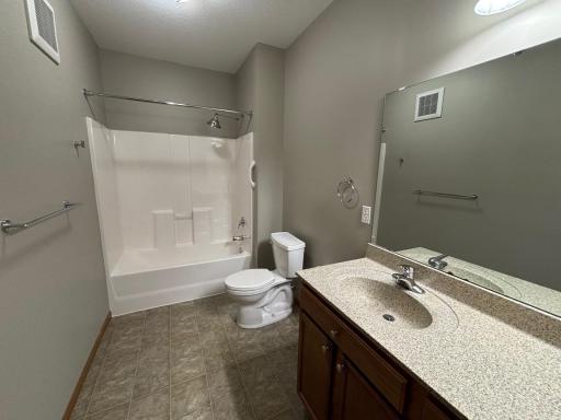 601 Levander Way, 311, South Saint Paul, MN 55075