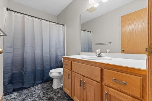 18358 Jenkins Street NE, Cedar, MN 55011