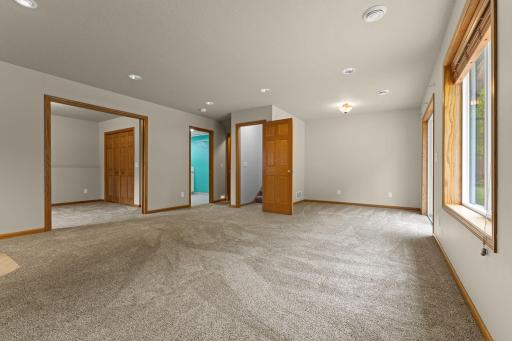 18358 Jenkins Street NE, Cedar, MN 55011
