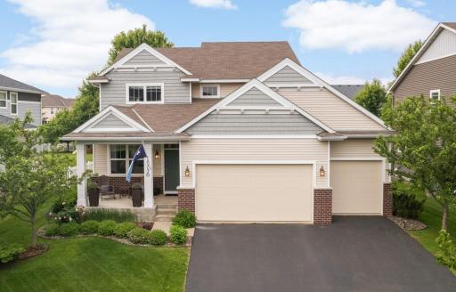 Like NEW in Stonemill Farms Neighborhood!