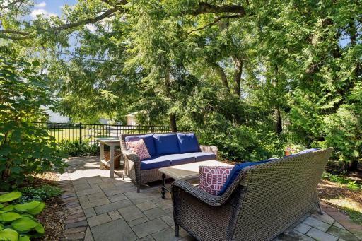 14 Forest Dale Road, Minneapolis, MN 55410