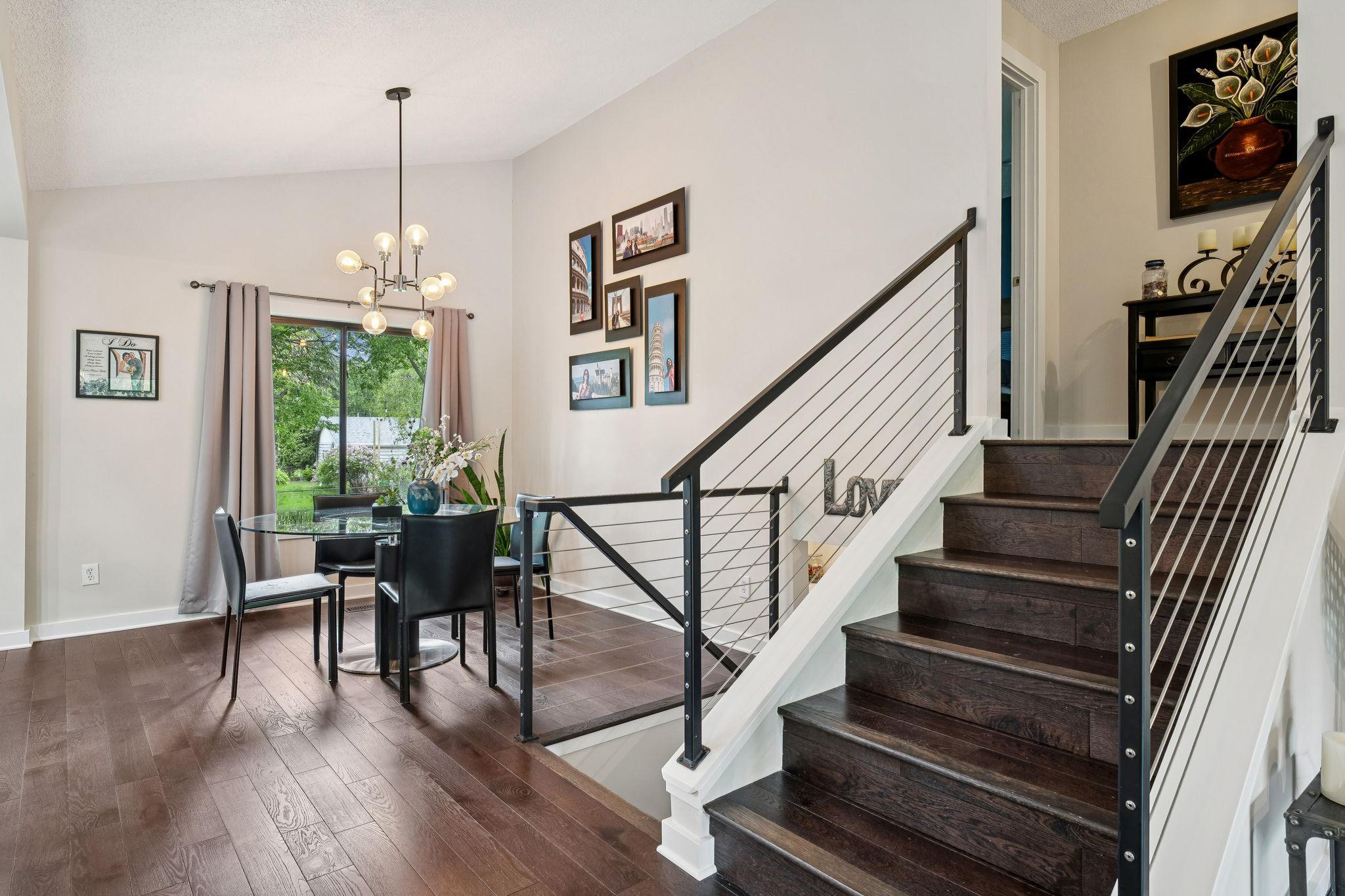 538 Silver Lake Road NW, Saint Paul, MN 55112