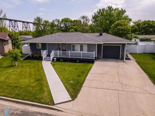 1348 6th Avenue NE, Valley City, ND 58072