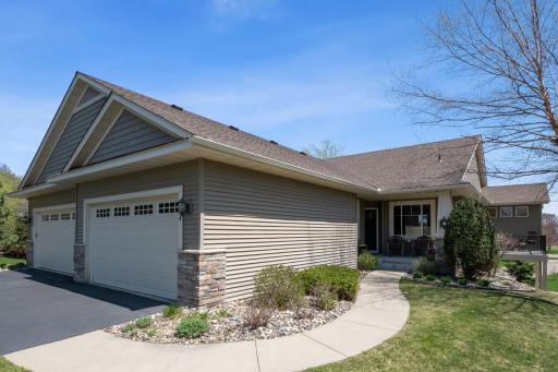 8634 Corbin Court, Inver Grove Heights, MN 55076