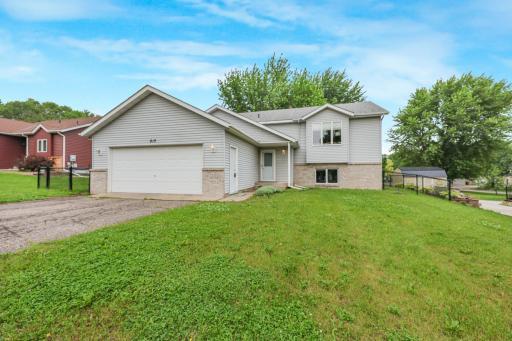 810 7th Avenue N, Sauk Rapids, MN 56379