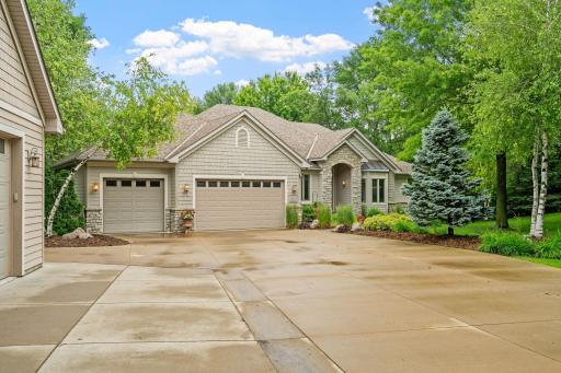 6600 Geneker Way, Maple Plain, MN 55359