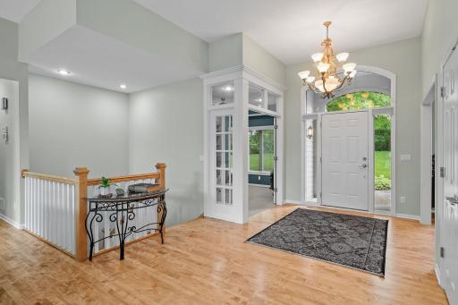 6600 Geneker Way, Maple Plain, MN 55359