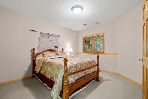 6600 Geneker Way, Maple Plain, MN 55359