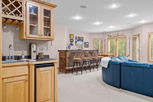 6600 Geneker Way, Maple Plain, MN 55359