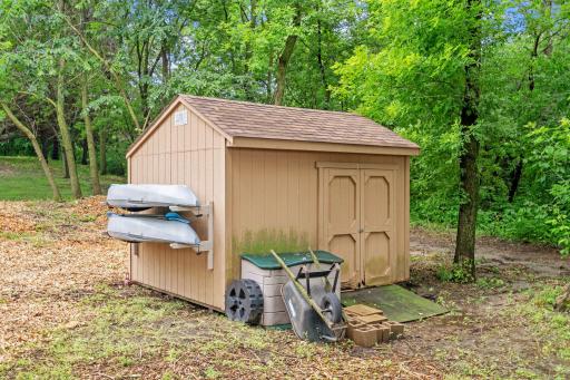 6600 Geneker Way, Maple Plain, MN 55359