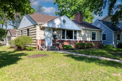 5652 Thomas Avenue S, Minneapolis, MN 55410