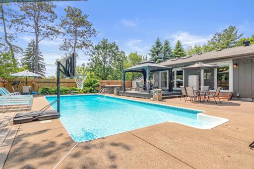 4322 Rustic Place, Shoreview, MN 55126