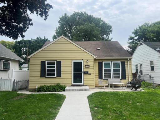 5633 24th Avenue S, Minneapolis, MN 55417