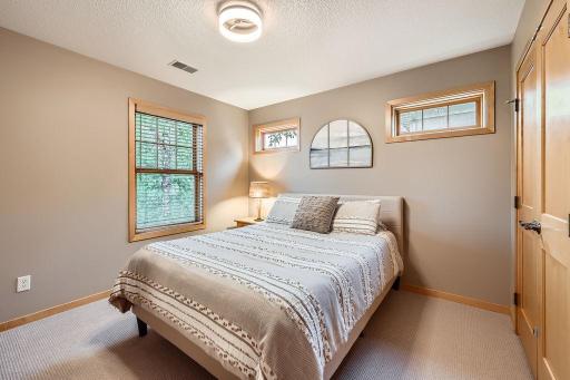 946 Wild Rose Court, Saint Paul, MN 55123