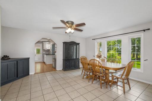 6198 210th Avenue SE, Lake Lillian, MN 56253