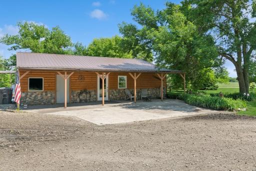 6198 210th Avenue SE, Lake Lillian, MN 56253