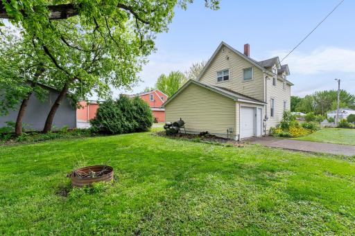 208 2nd Street SW, Braham, MN 55006