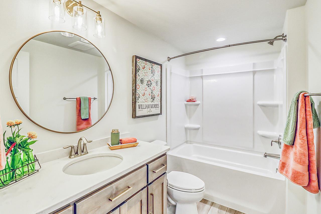 Basement Bathroom1_1-1280.jpg