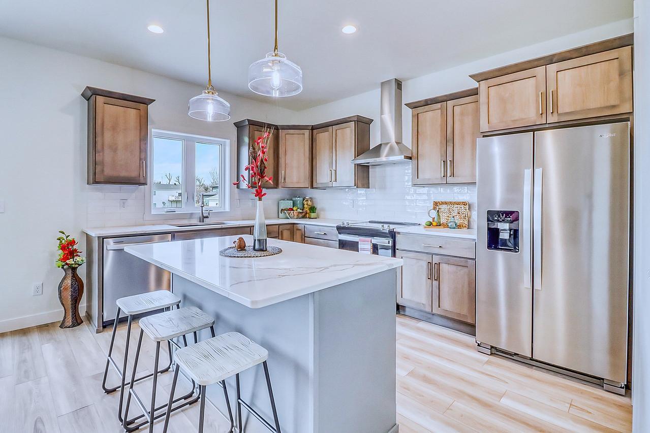 Kitchen w/ SS appliances