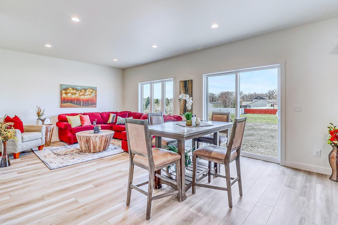 Dining w/ living room view