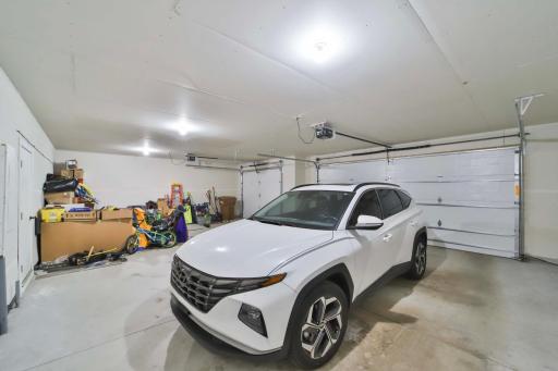 Oversized 3 Stall Garage