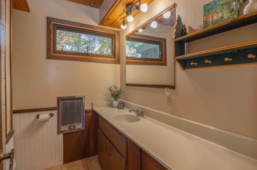 875 County 11 NW, Hackensack, MN 56452