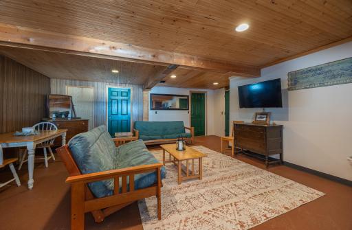875 County 11 NW, Hackensack, MN 56452