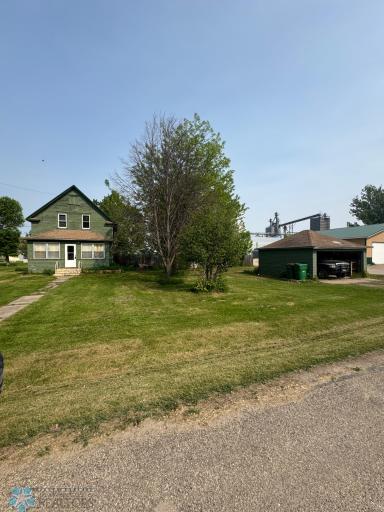 917 Bennett Avenue, Portland, ND 58274