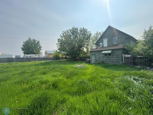 917 Bennett Avenue, Portland, ND 58274