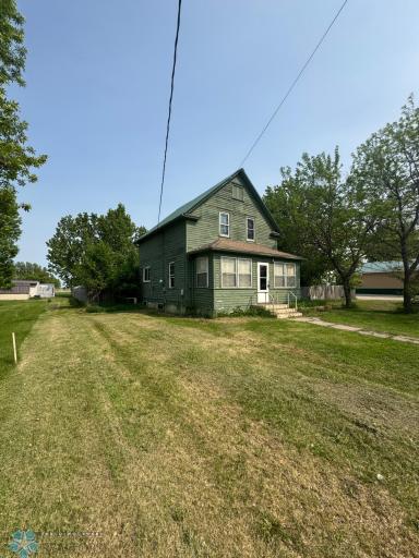 917 Bennett Avenue, Portland, ND 58274