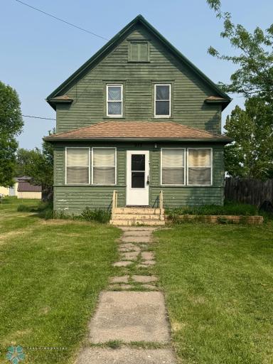 917 Bennett Avenue, Portland, ND 58274