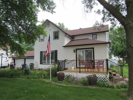 909 6th Avenue, Brewster, MN 56119
