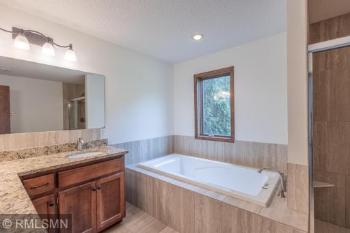 23110 Biscayne Avenue W, Farmington, MN 55024