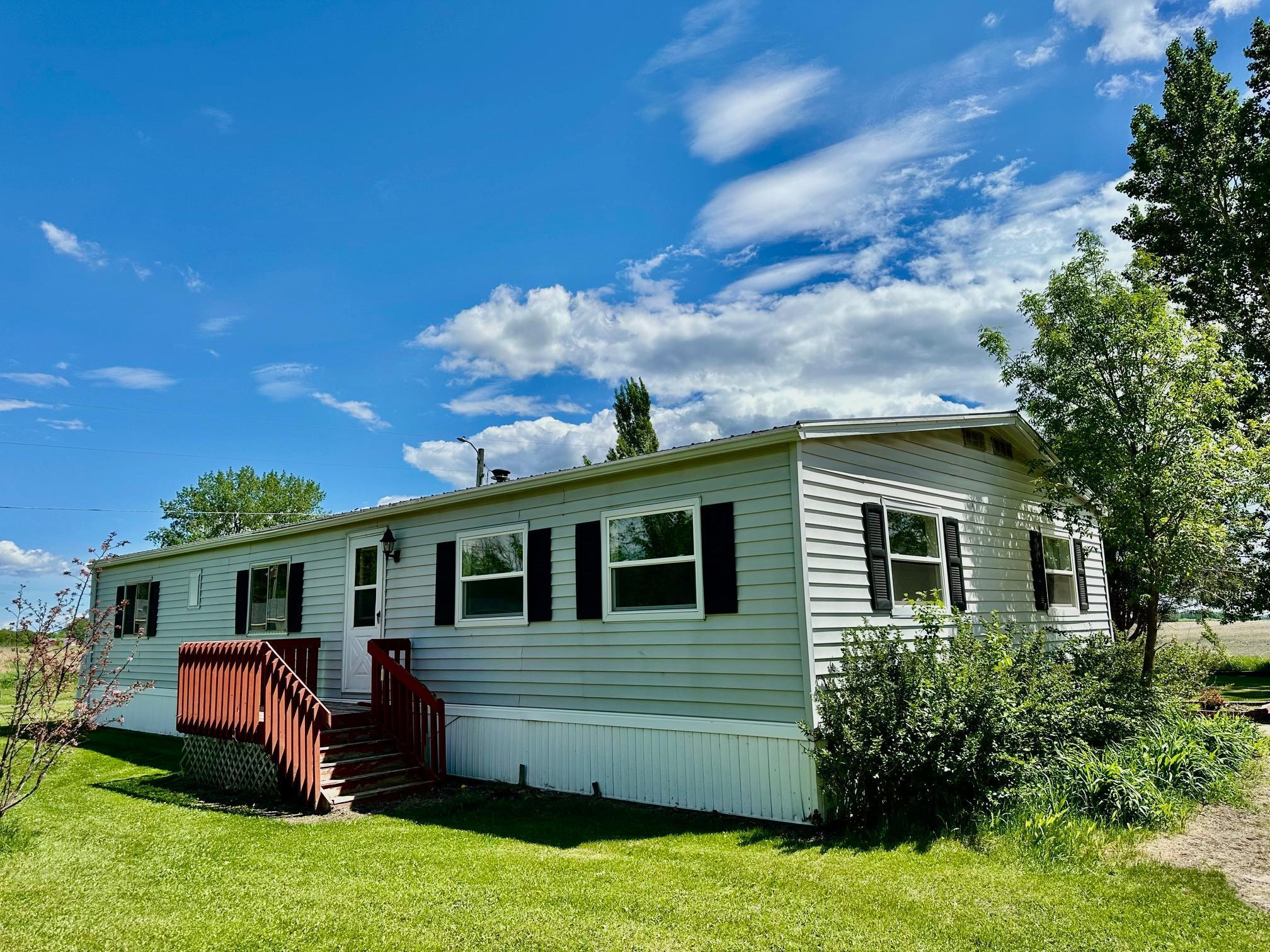 15373 Shawn Street, Thief River Falls, MN 56701