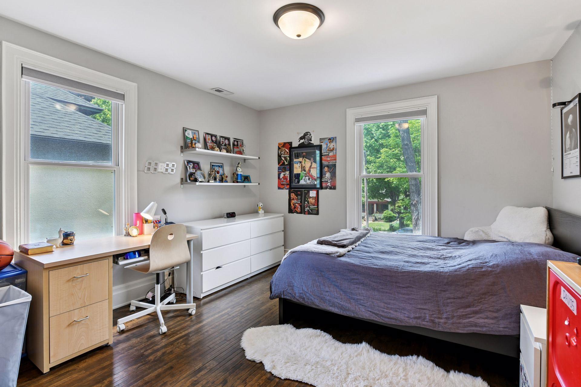 3837 Pleasant Avenue - Large Bedroom, 12x18.