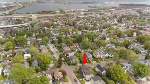 601 N 22nd Avenue W, Duluth, MN 55806