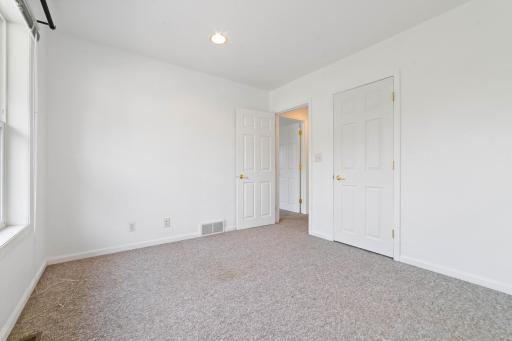 601 N 22nd Avenue W, Duluth, MN 55806