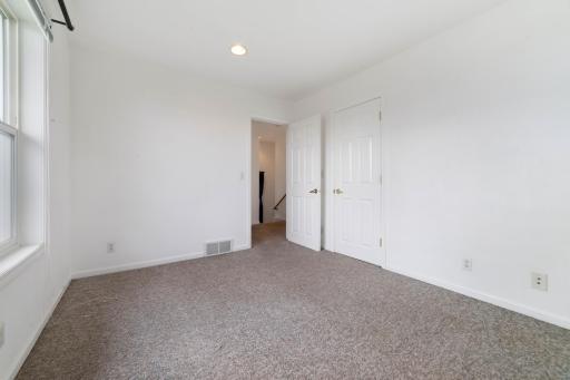 601 N 22nd Avenue W, Duluth, MN 55806