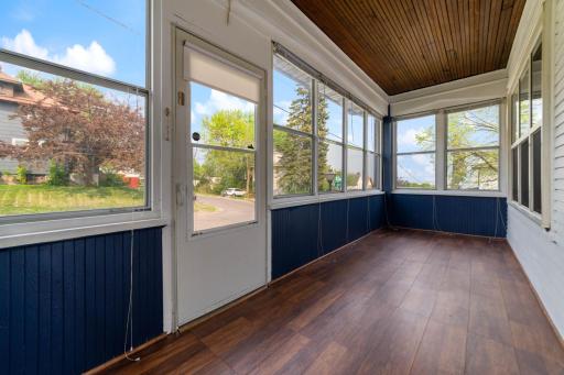 601 N 22nd Avenue W, Duluth, MN 55806